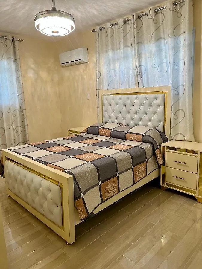 Дом отдыха Вилла Casa Moderna Сантьяго-де-лос-Кабальерос