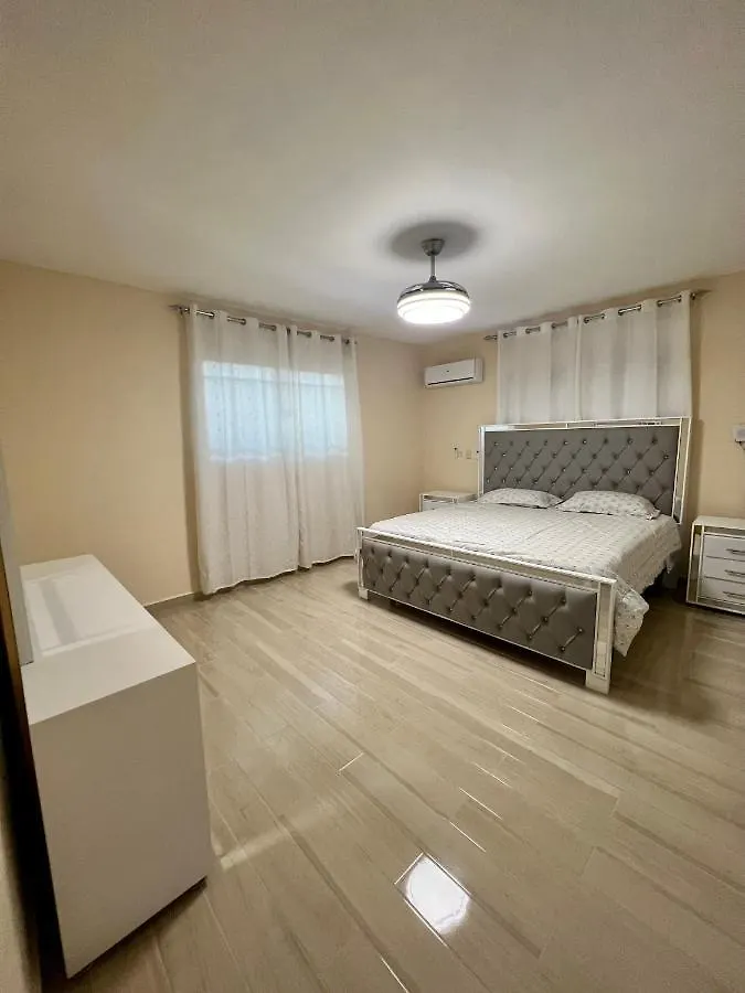 Вилла Casa Moderna Сантьяго-де-лос-Кабальерос Дом отдыха